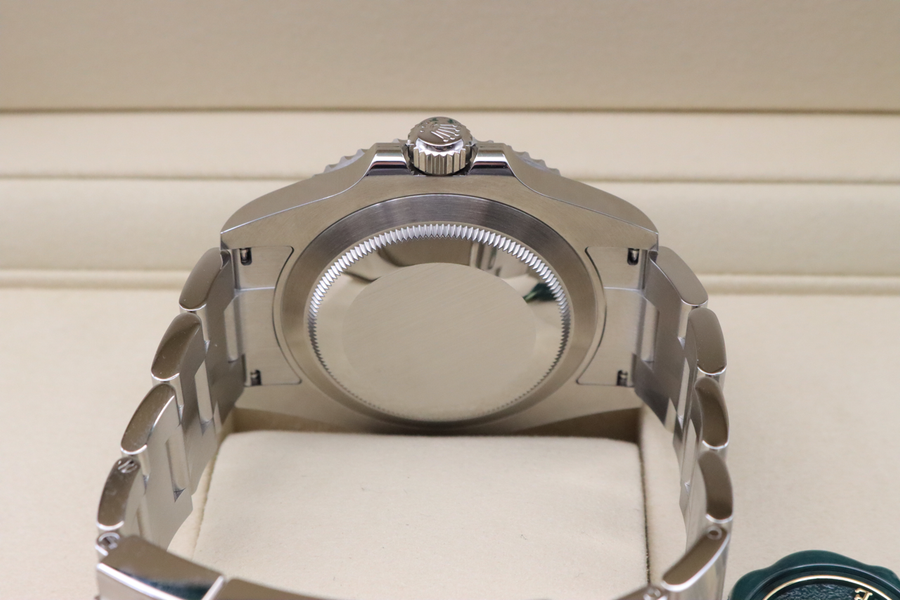 Rolex Submariner 126610 LN